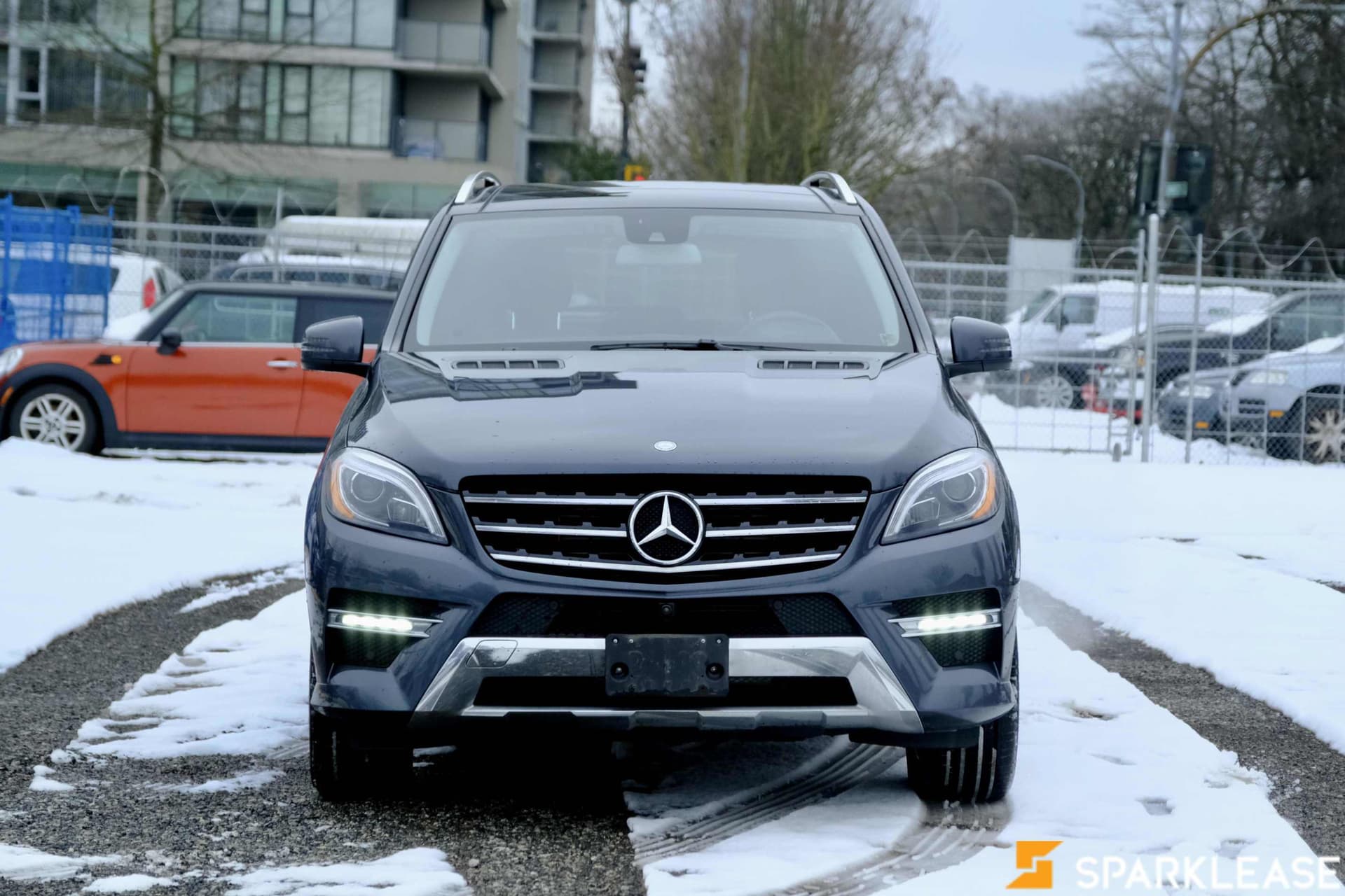 2014 Mercedes-Benz M-Class 4MATIC 4dr ML...