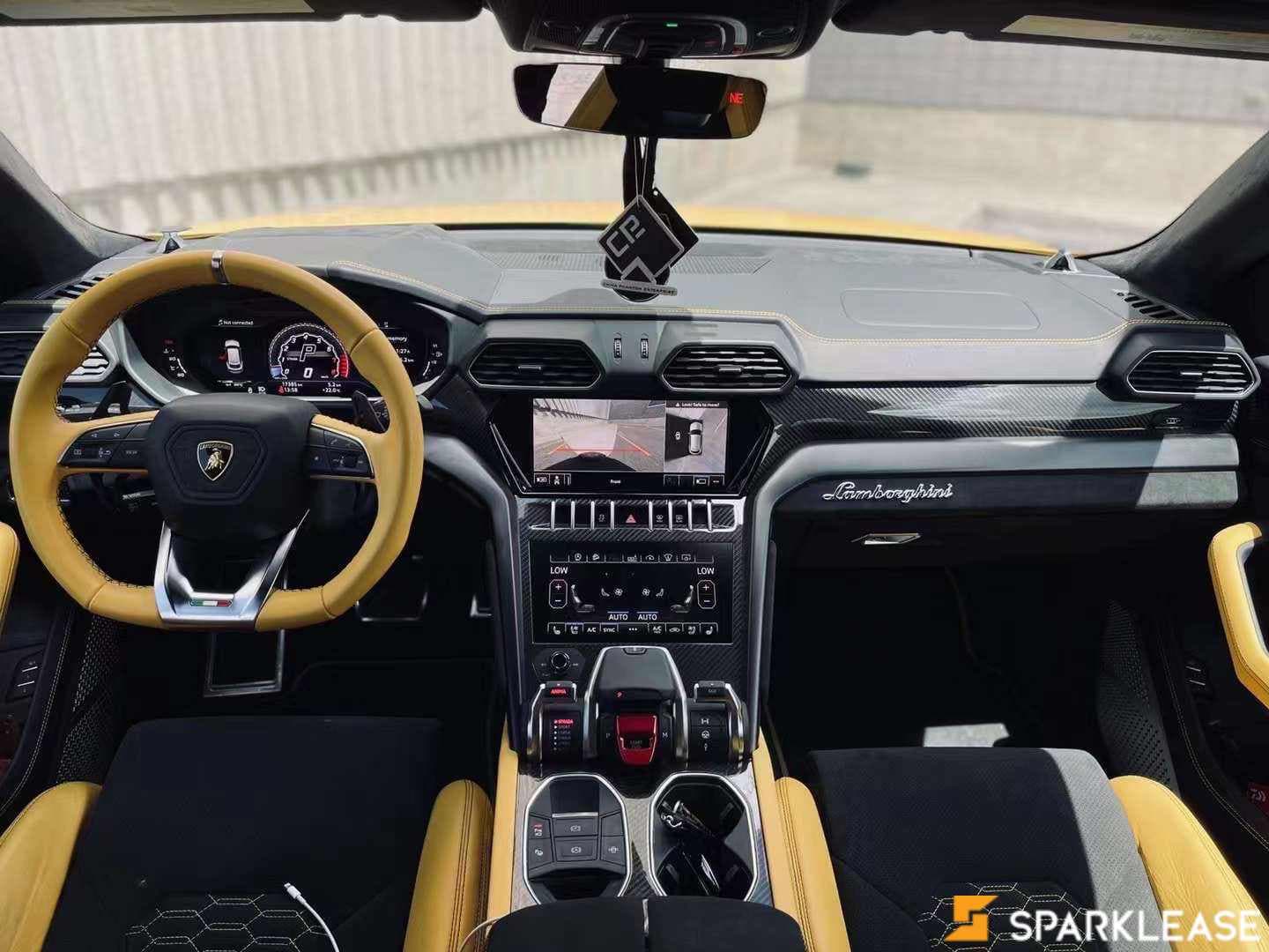 2021 Lamborghini Urus 