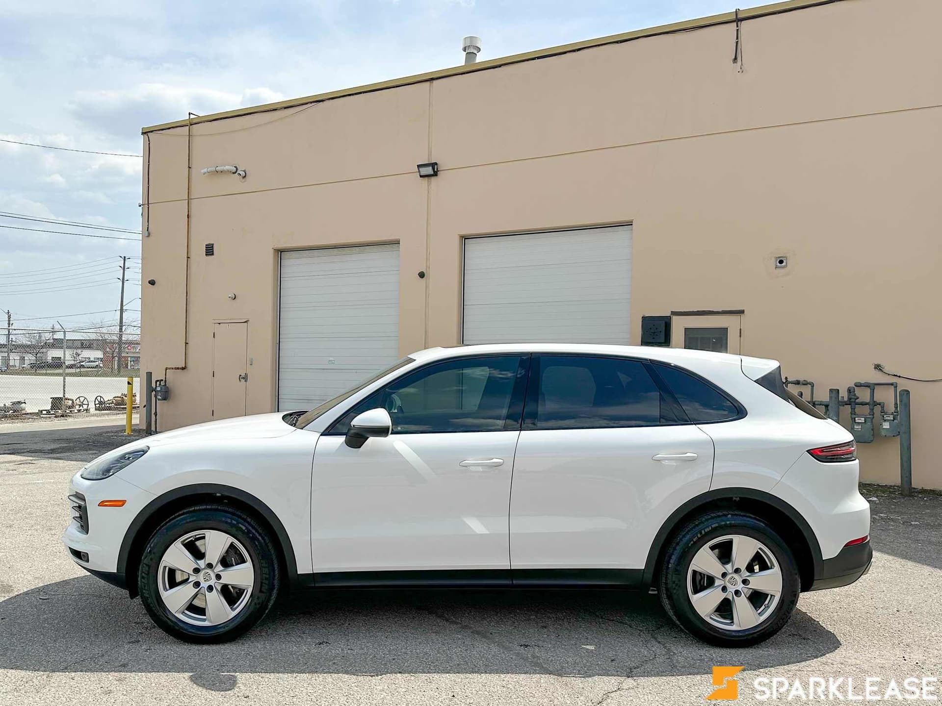 2023 Porsche  Cayenne  AWD 