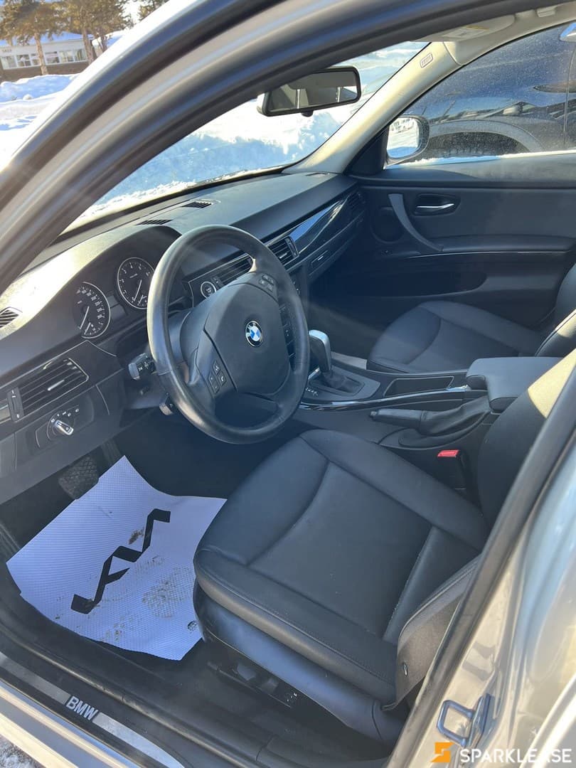 2011 BMW 3 Series 328i