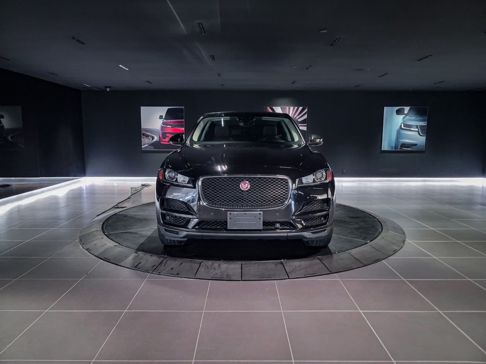 2020 Jaguar F-PACE Premium