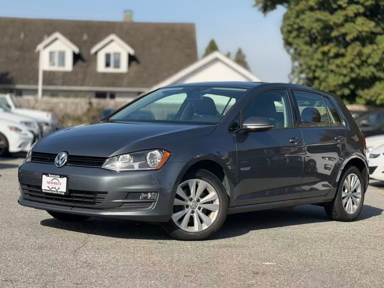 2016 Volkswagen Golf 1.8 Trendline. LOCAL BC VEHICLE. NO ACCIDENT. FULL SERVICE RECORDS.