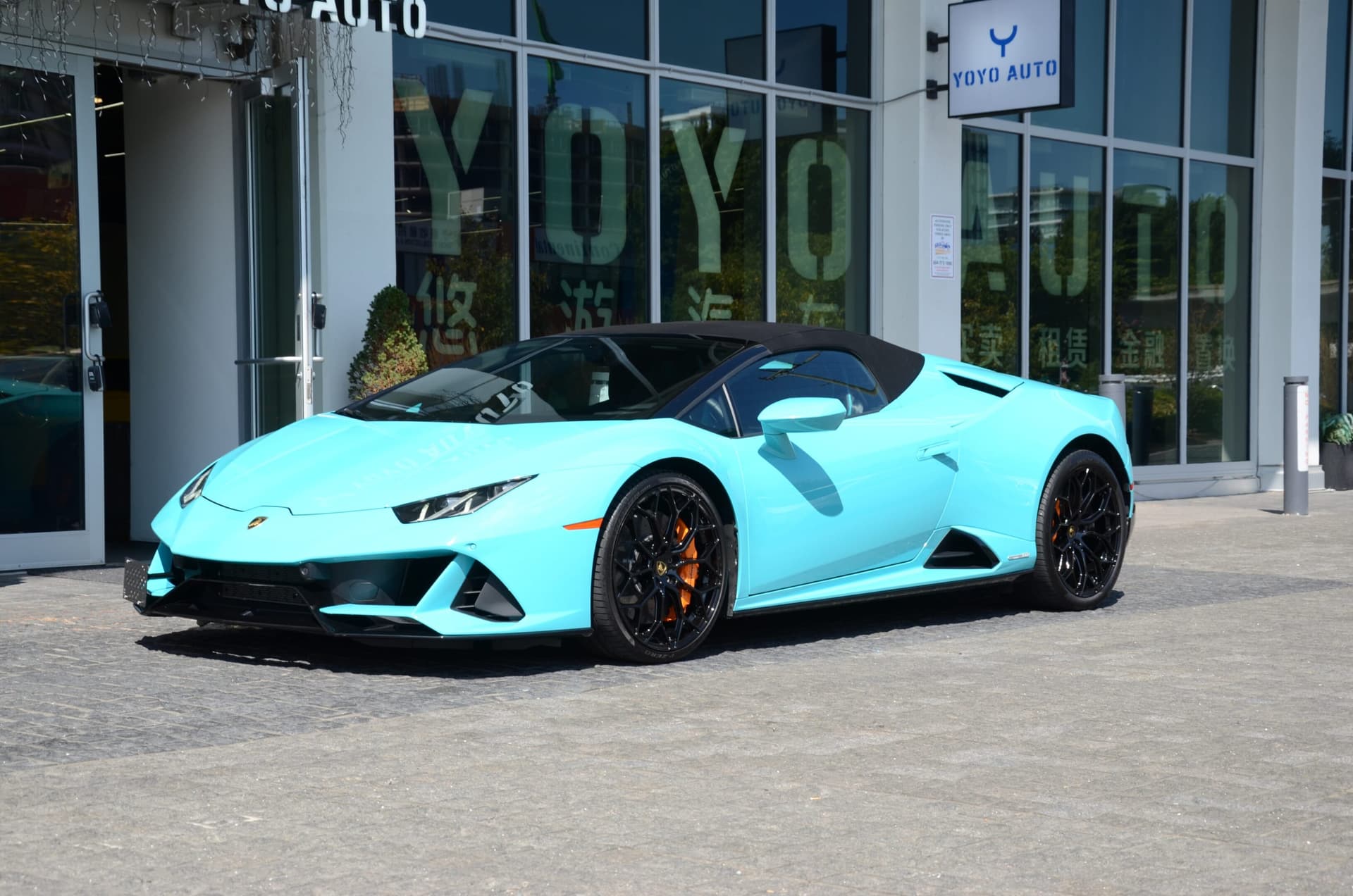 2024 Lamborghini Huracan EVO Spyder