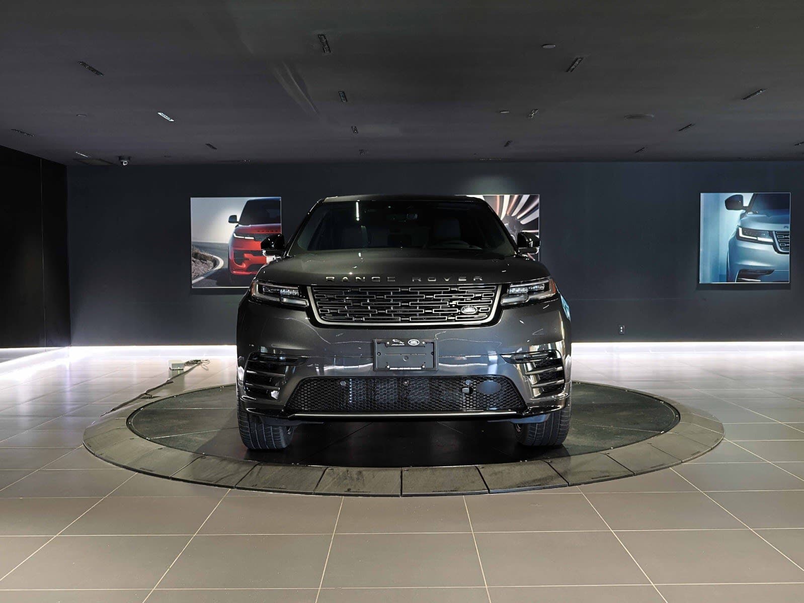 2026 Land Rover Range Rover Velar Belgravia Edition