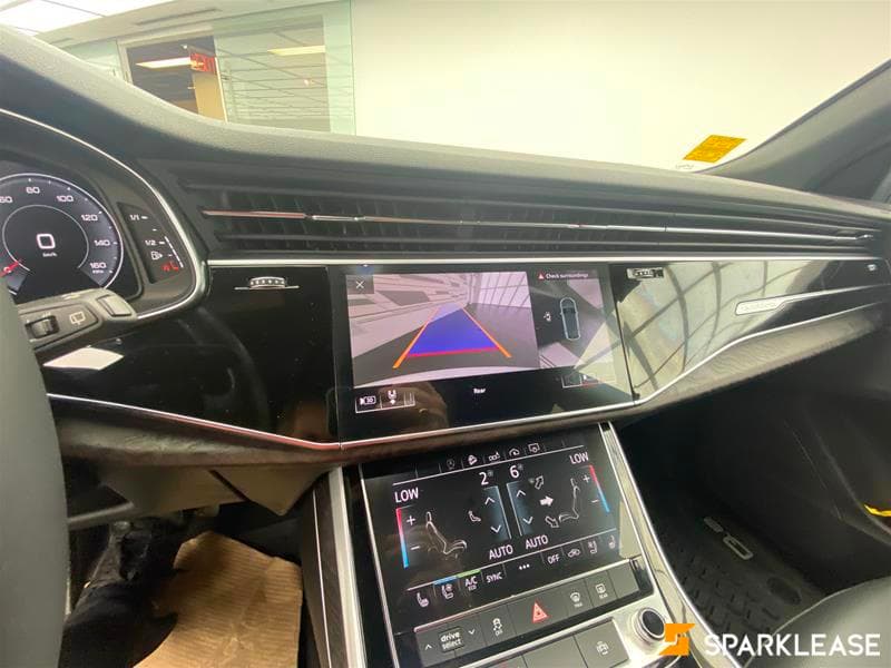 2020 Audi Q8 Progressiv 55 TFSI quattro