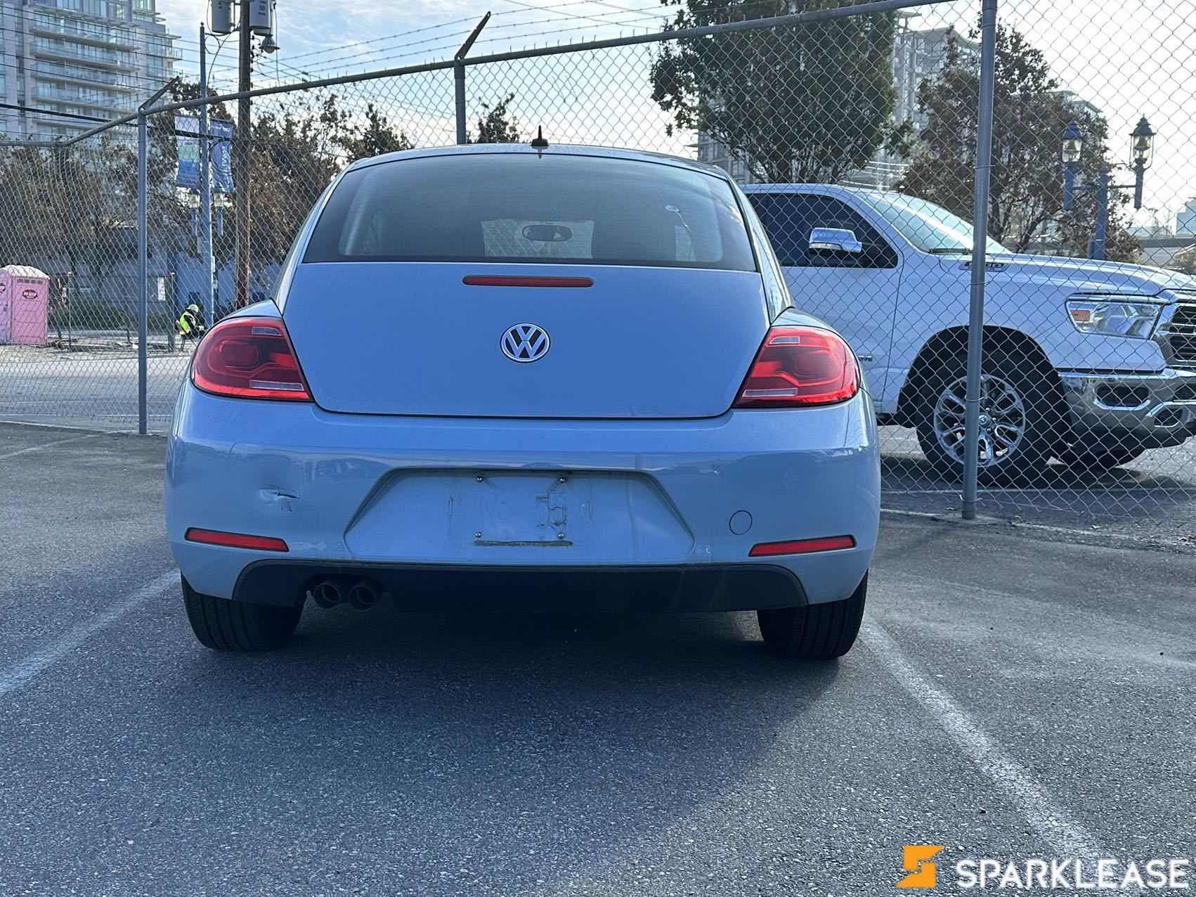 2012 Volkswagen Beetle 2dr Cpe Auto Comfortline