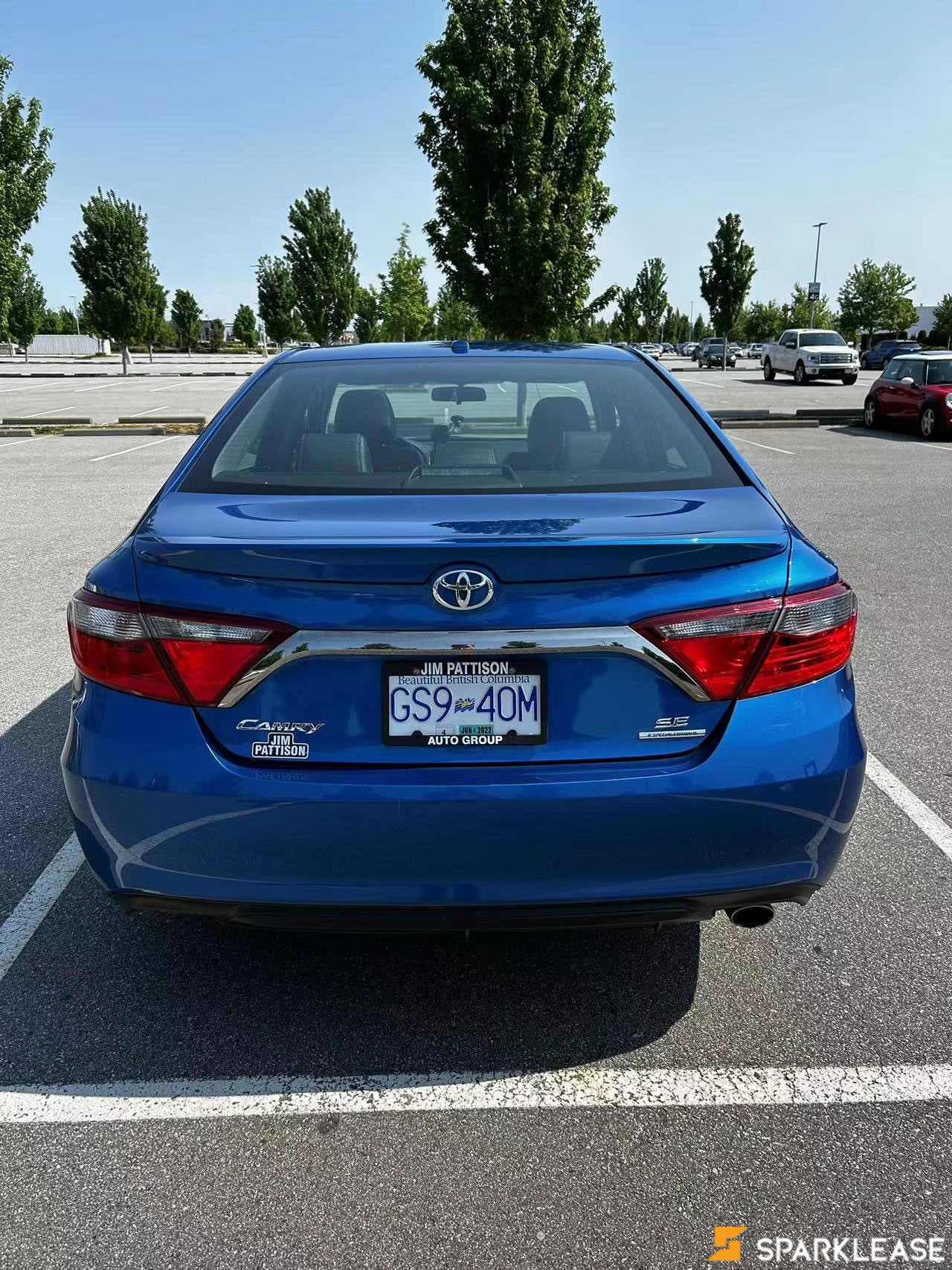 2023 Toyota Camry Hybrid SE Auto