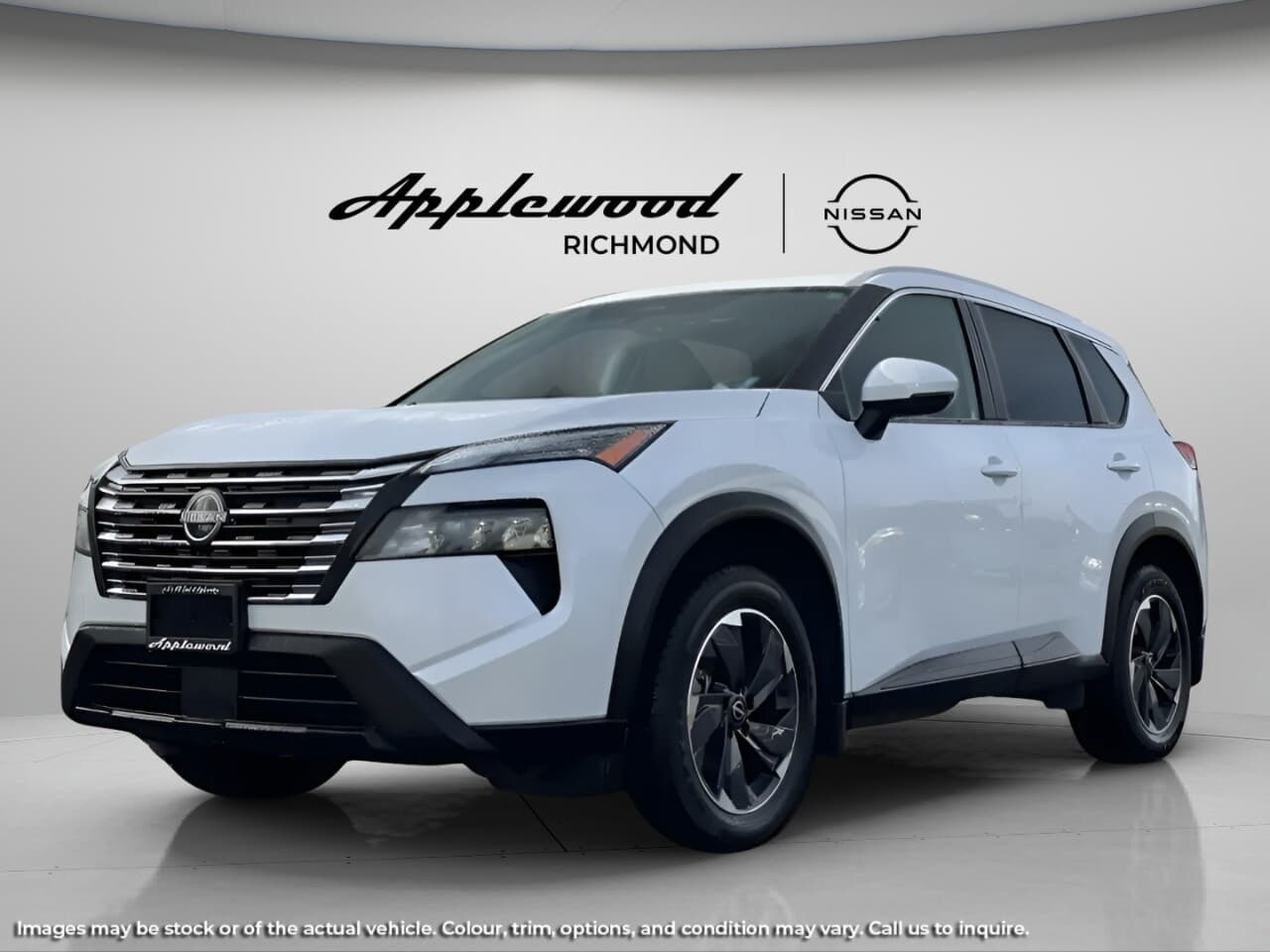 2025 Nissan Rogue SV Moonroof