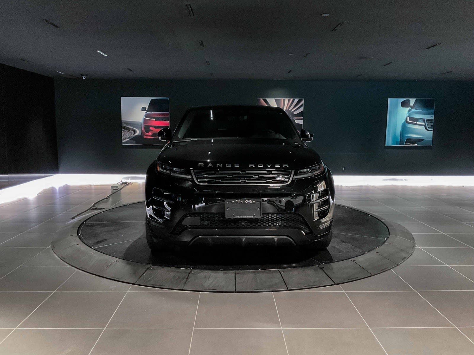 2026 Land Rover Range Rover Evoque Dynamic SE