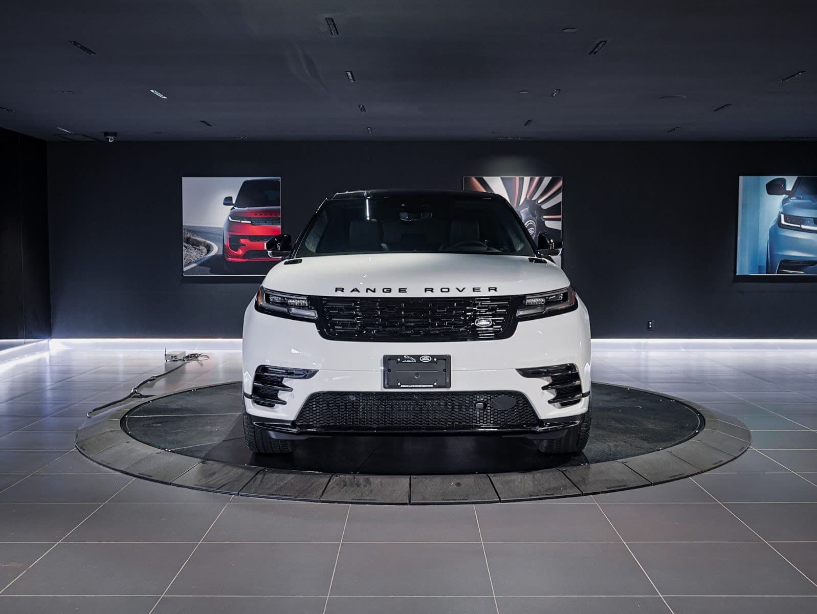 2026 Land Rover Range Rover Velar Autobiography