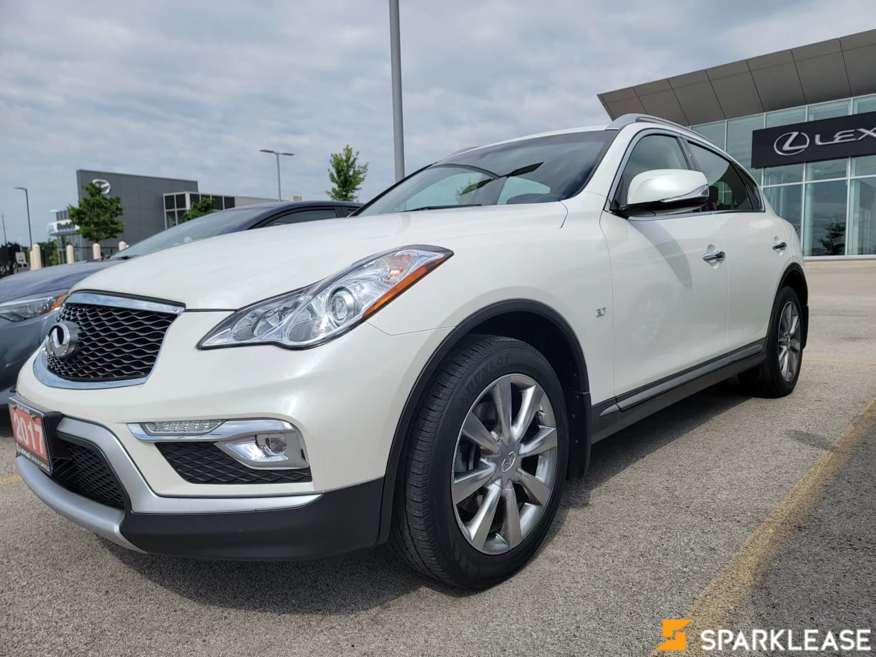 2017 Infiniti  QX50  AWD 