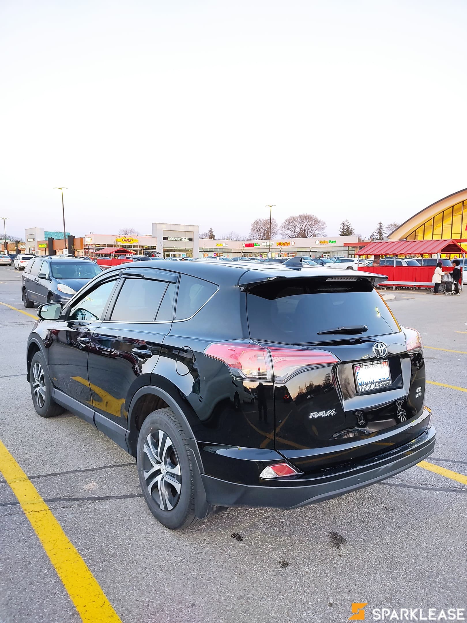 2016 Toyota RAV4 AWD 4dr LE