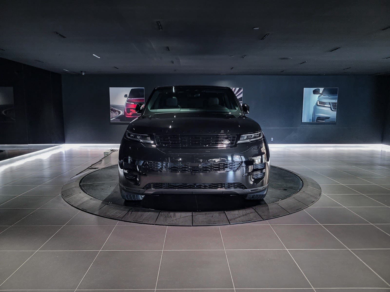 2026 Land Rover Range Rover Sport S