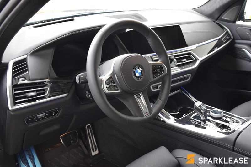 2022 BMW  X7  xDrive40i Sports Activity Vehicle 