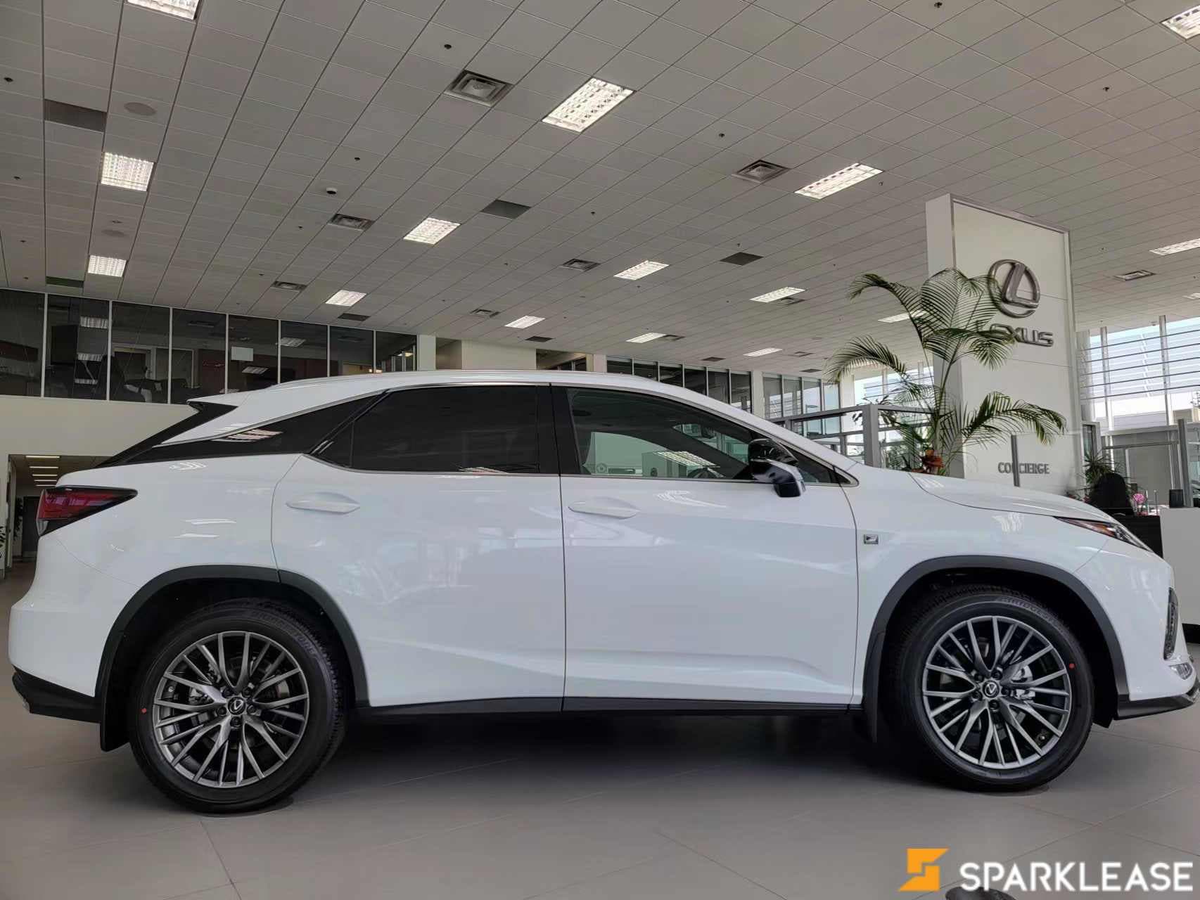2022 Lexus  RX450h F-Sport 3 在途