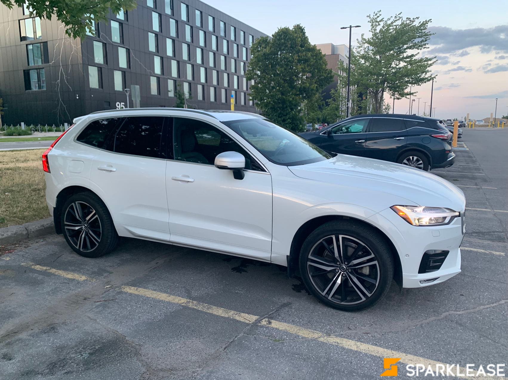 2019 Volvo XC60 T6 AWD R-Design