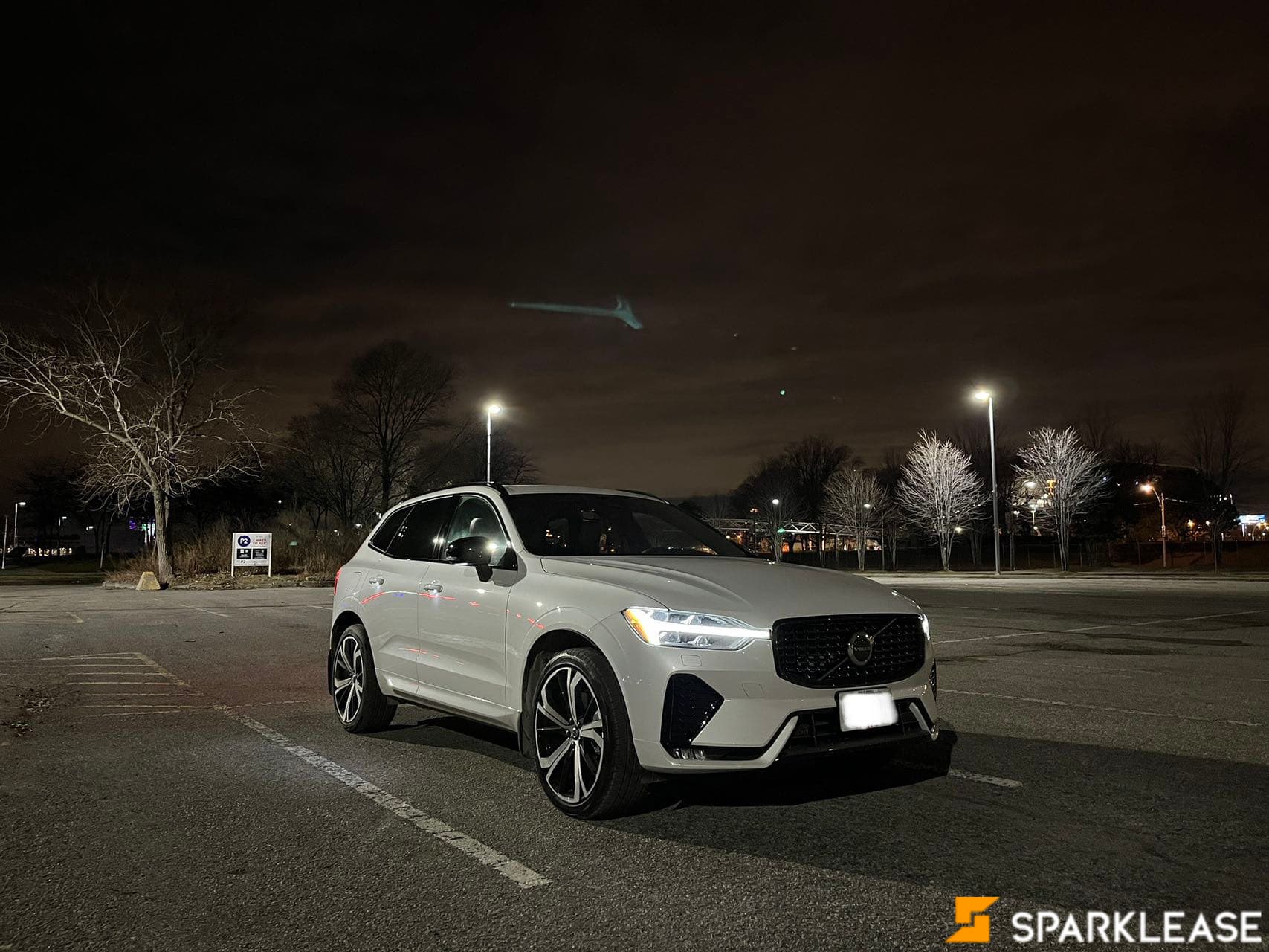 2022 Volvo XC60 B6 AWD R-Design
