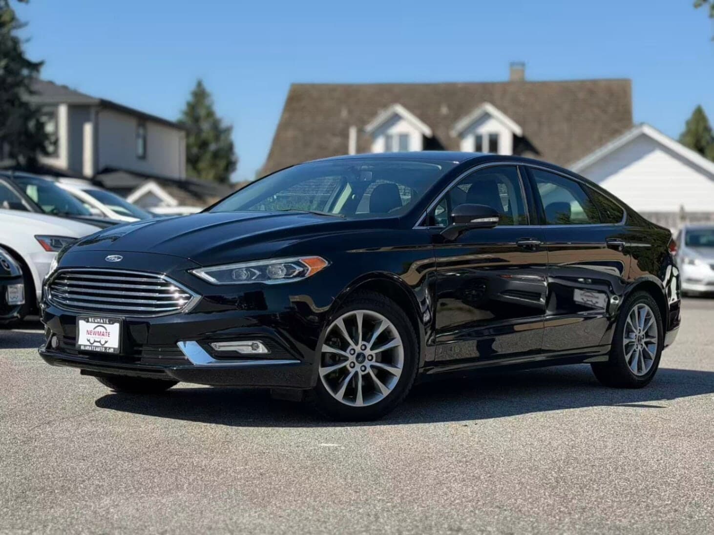 2017 Ford Fusion SE. LOCAL BC VEHICLE. LOW KILOMETRES. FULL SERVICE RECORD.