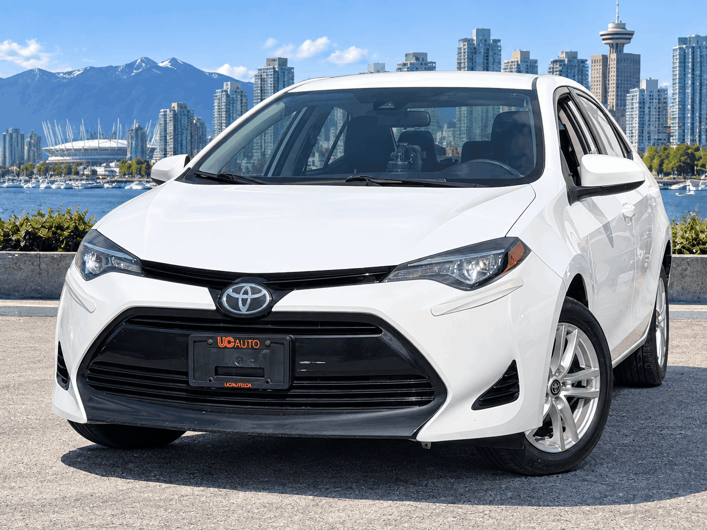 2018 Toyota Corolla LE/ CLEAN TITLE/ LOW MILEAGE