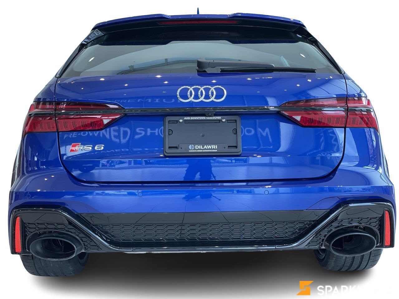 2022 Audi  RS 6 Avant  4.0 TFSI quattro 