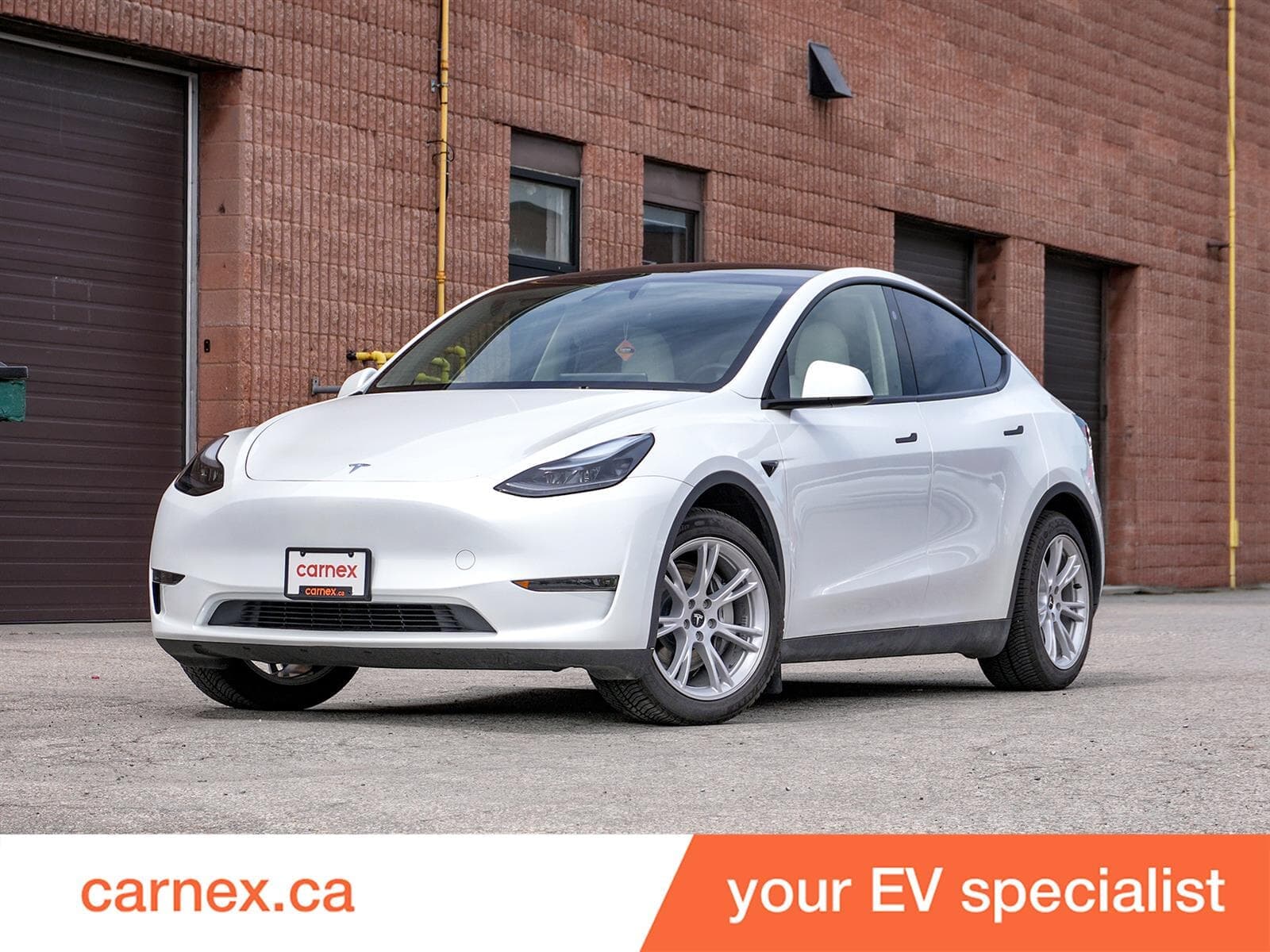 2024 Tesla Model Y RWD |Clean Carfax |White Interior |One Owner