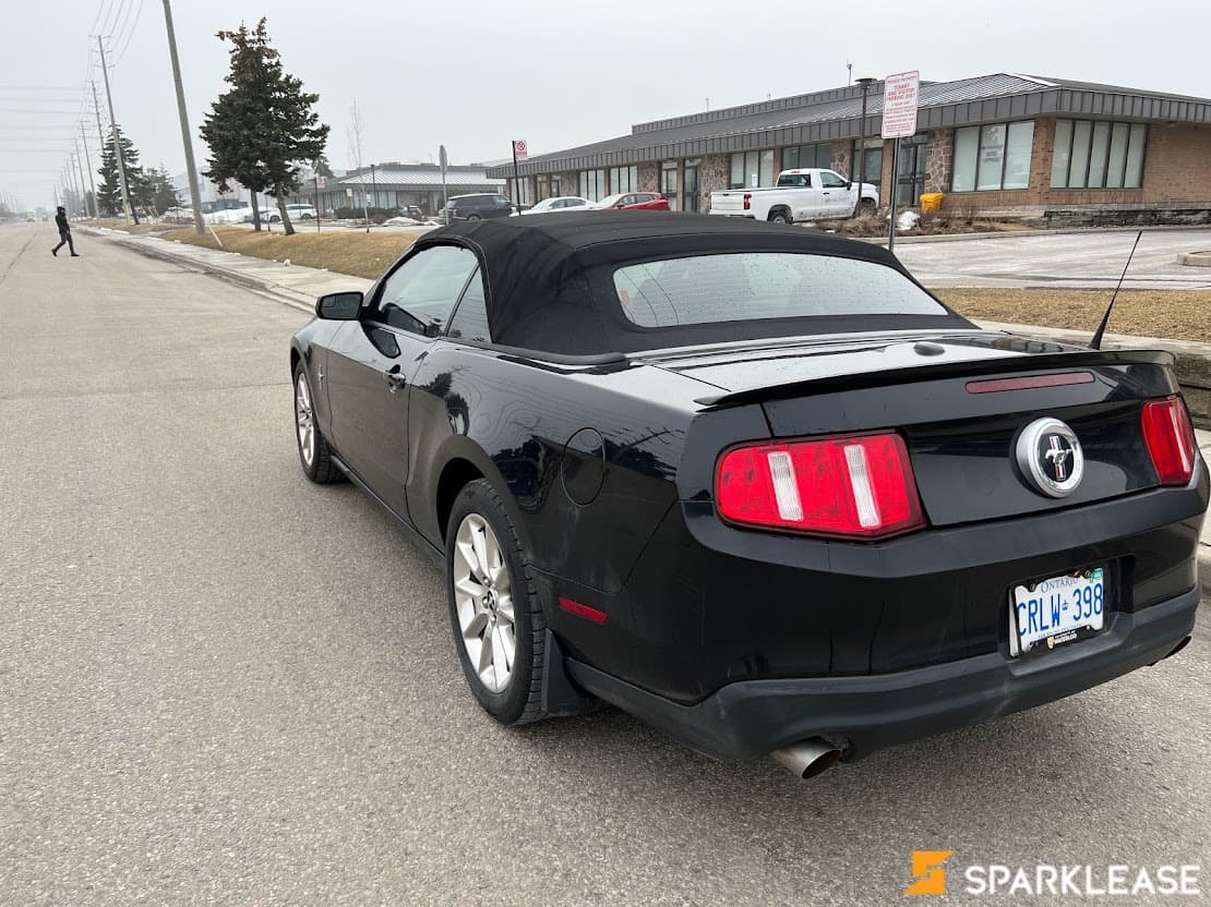 2011 Ford Mustang 2dr Conv V6