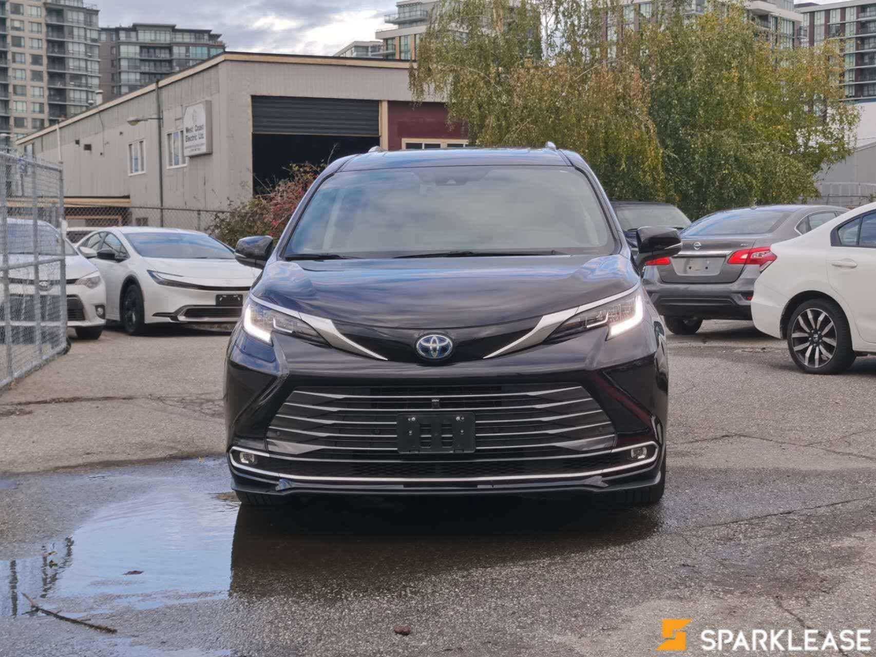 2021 Toyota Sienna LE 8-Passenger AWD