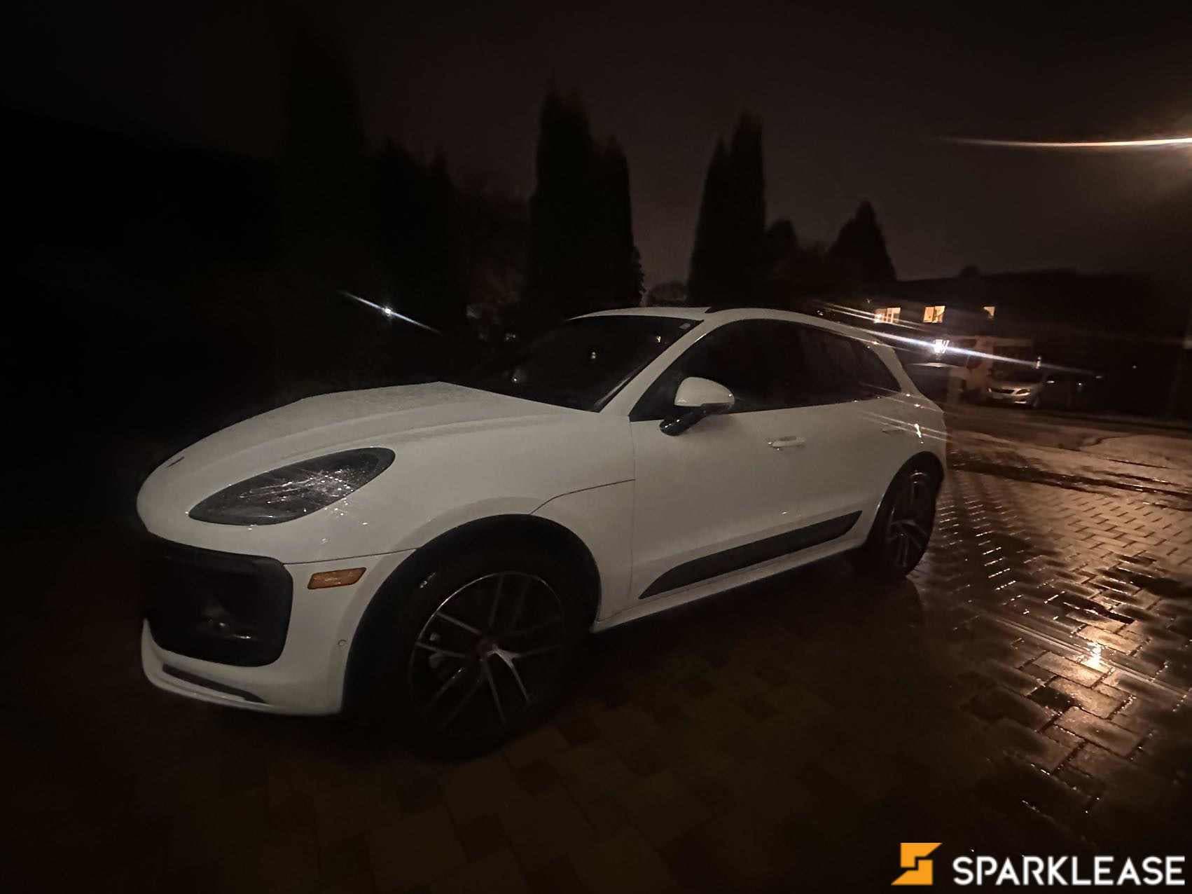 2022 Porsche Macan AWD