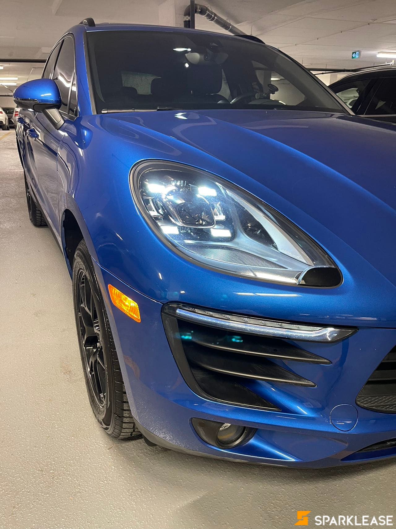 2017 Porsche Macan AWD 4dr Turbo w/Performance Pkg