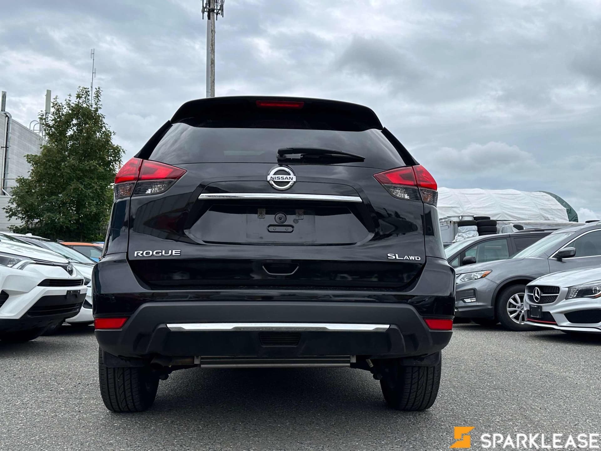 2017 Nissan  Rogue  AWD 4dr SL Platinum 