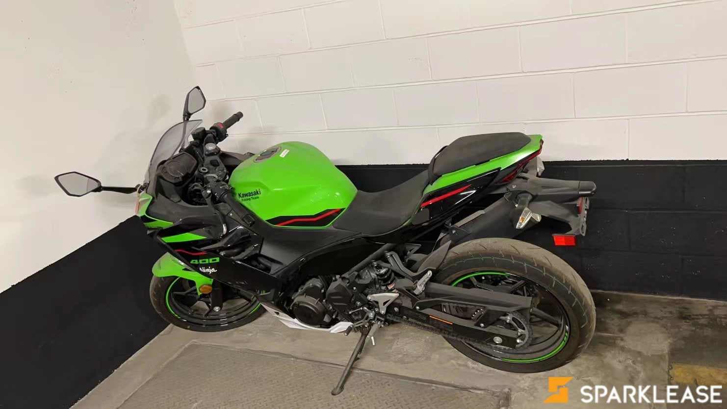 2021 Kawasaki ninja400
