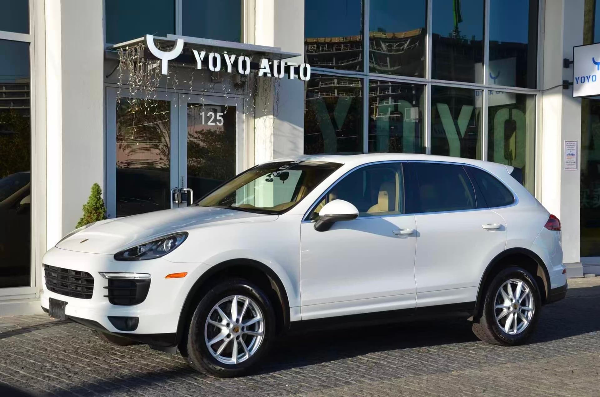 2017 Porsche Cayenne AWD 4dr