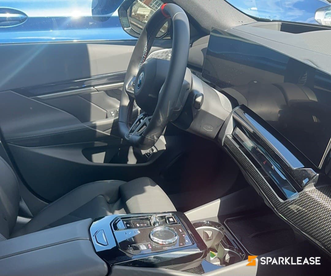 2024 BMW i5 M60 超值Demo