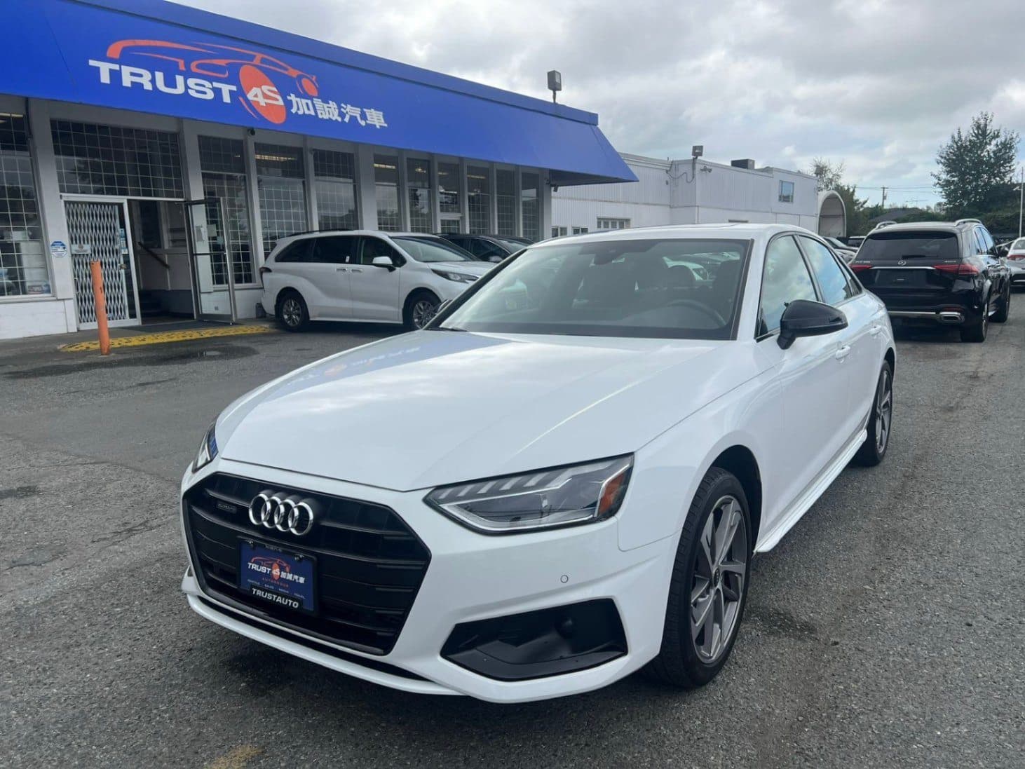 2022 Audi A4 Komfort/Free Accident/Local Car