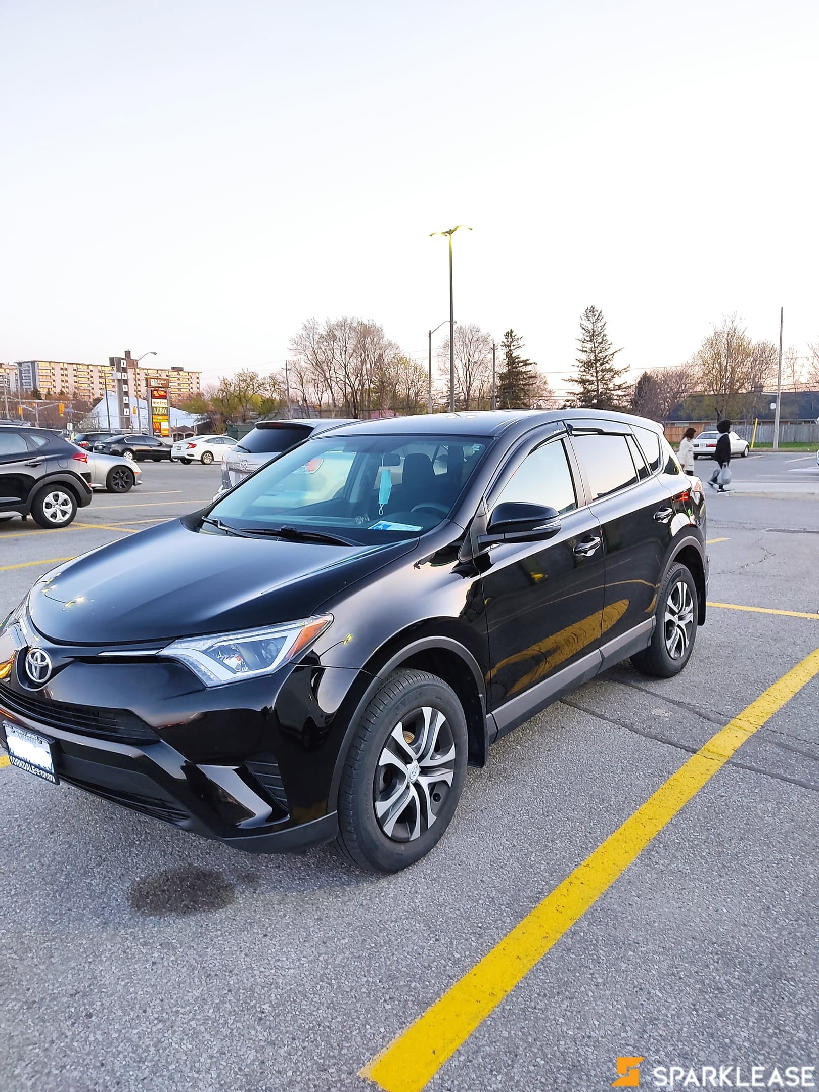 2016 Toyota RAV4 AWD 4dr LE