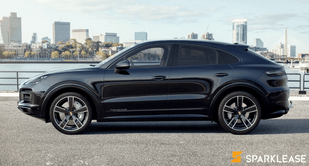 2022 Porsche Cayenne coupe Turbo 