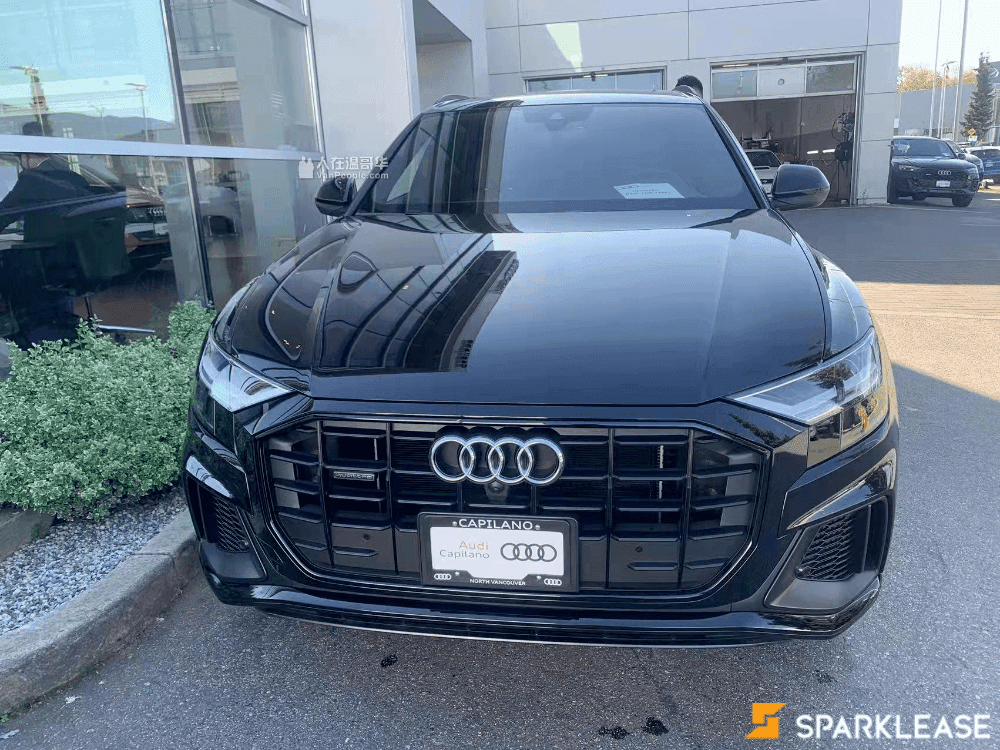 2021 Audi Q8 Progressive