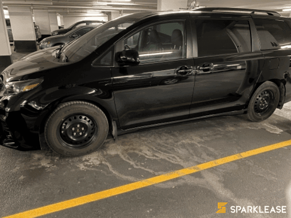 2020 Toyota Sienna SE V6