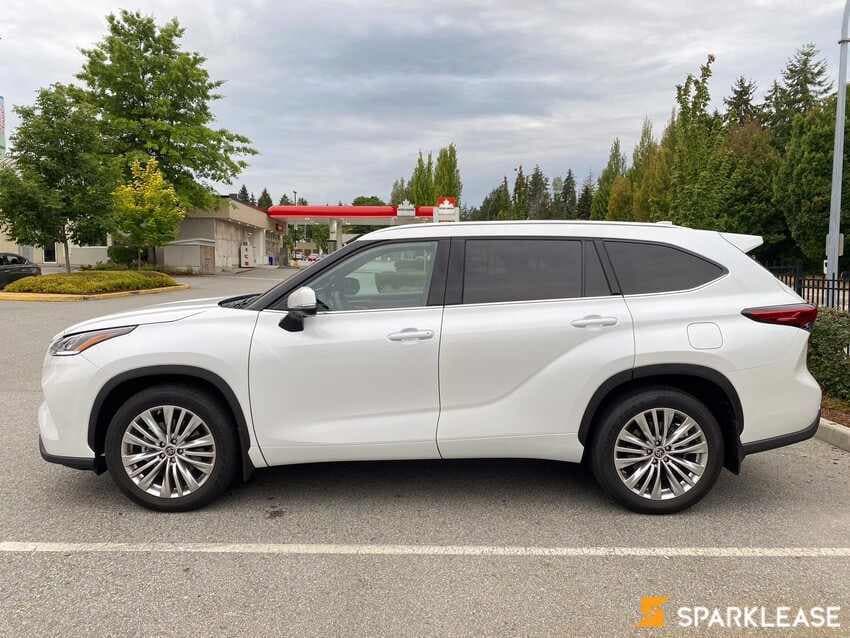 2023 Toyota Highlander 