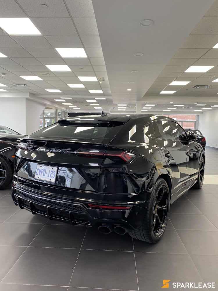 2019 Lamborghini Urus 