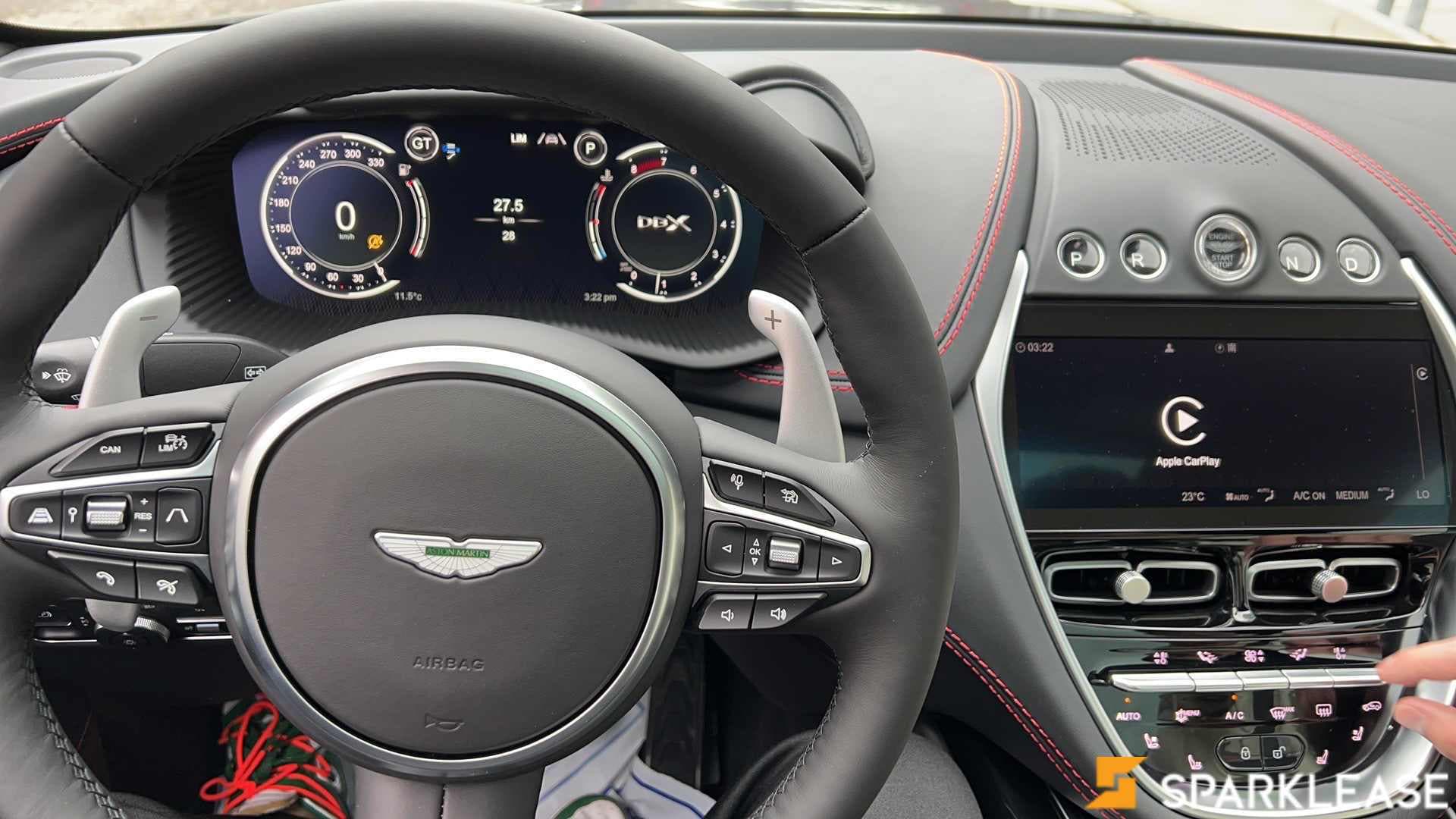 2022 Aston Martin DBX