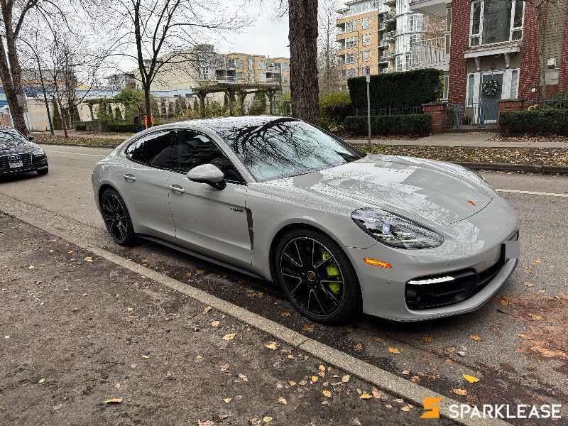2023 Porsche Panamera 4 E-Hybrid Platinu...