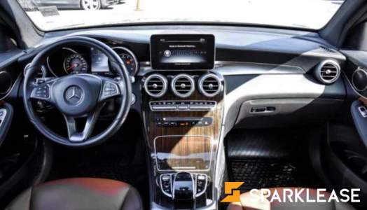 2017 Mercedes-Benz GLC300