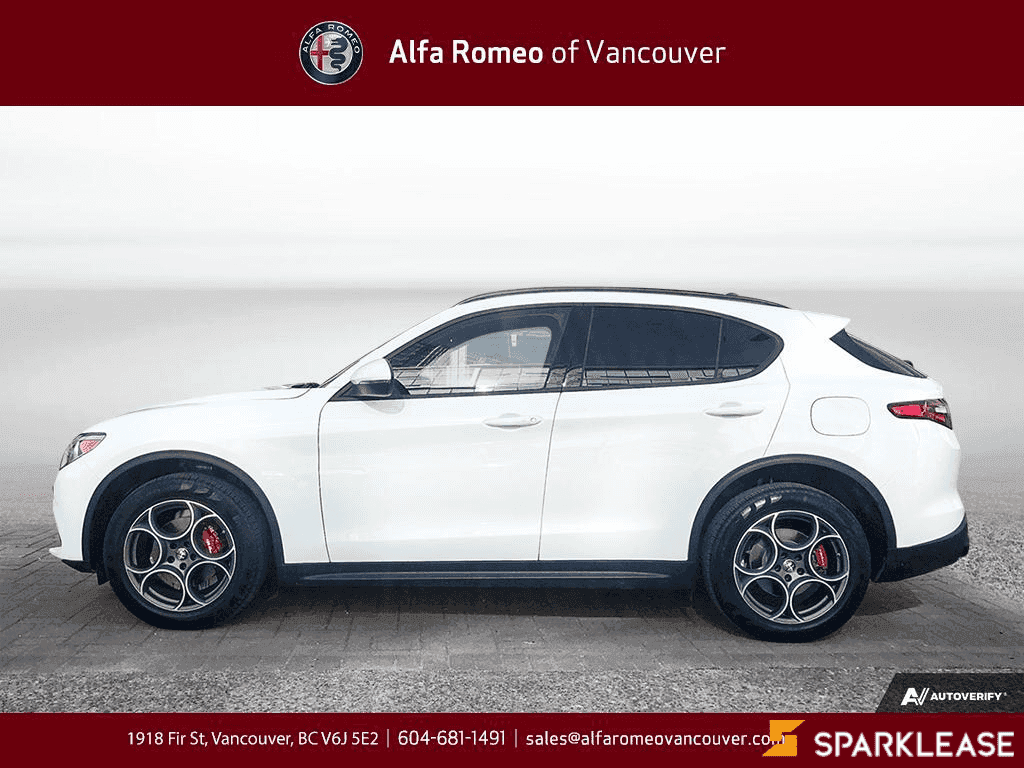 2023 Alfa Romeo Stelvio Sprint AWD