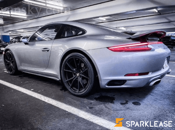 2017 Porsche 911 Carrera 4