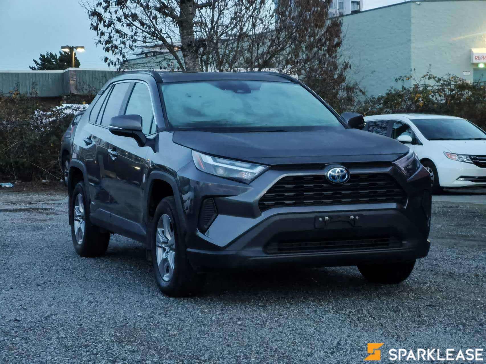 2022 Toyota  RAV4  Hybrid XLE AWD 