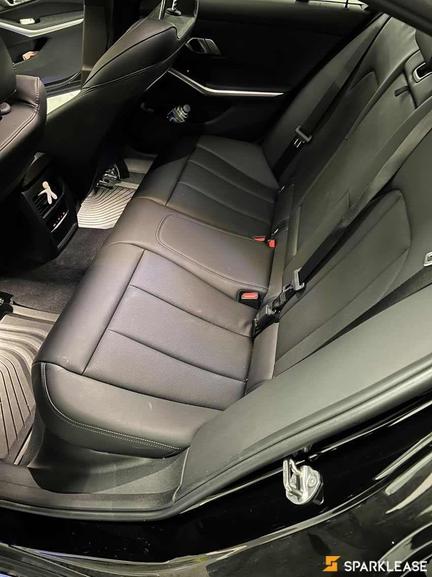 2022 BMW 3 Series 330e xDrive Plug-In Hybrid