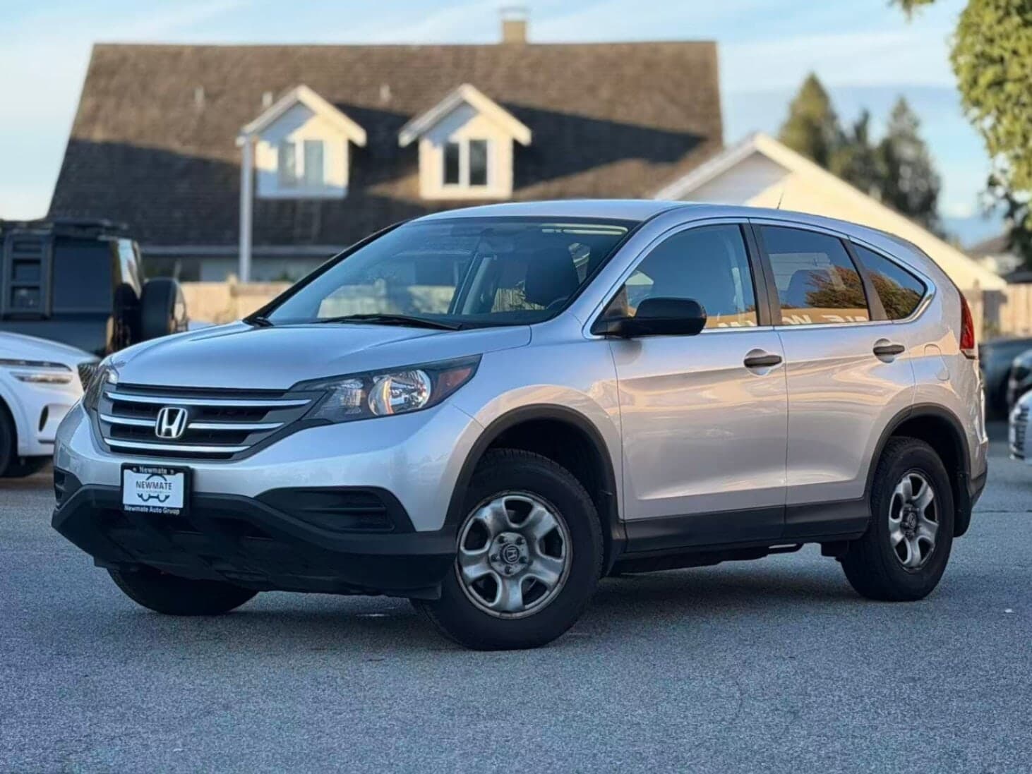 2014 Honda CR-V LX. LOCAL BC VEHICLE. ONE OWNER. 30 SERVICE RECORDS.