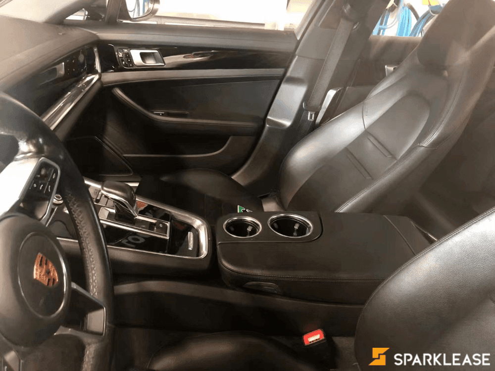 2018 Porsche Panamera 4