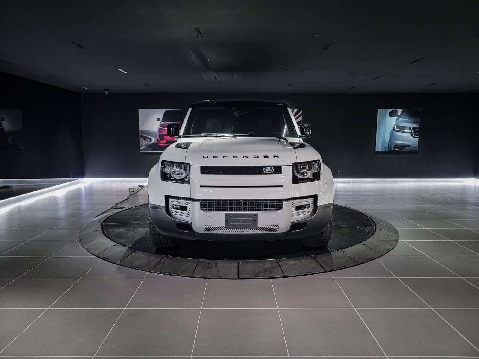 2024 Land Rover Defender S
